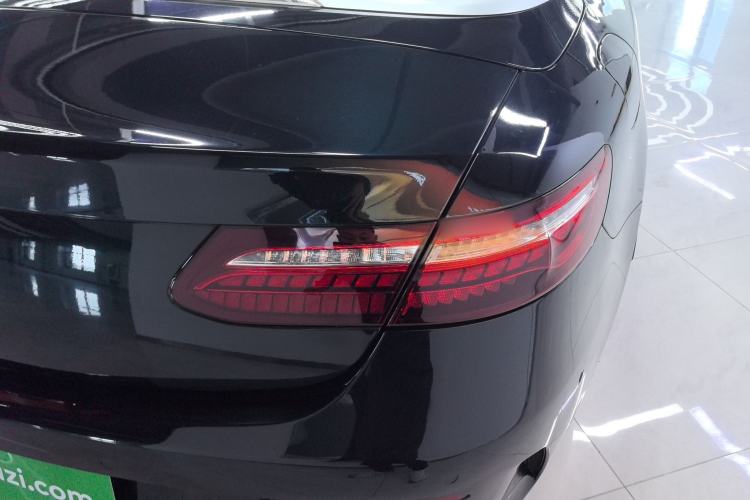 Used Mercedes-Benz E-Class 2023 E 260 Convertible Coupe Exterior 6