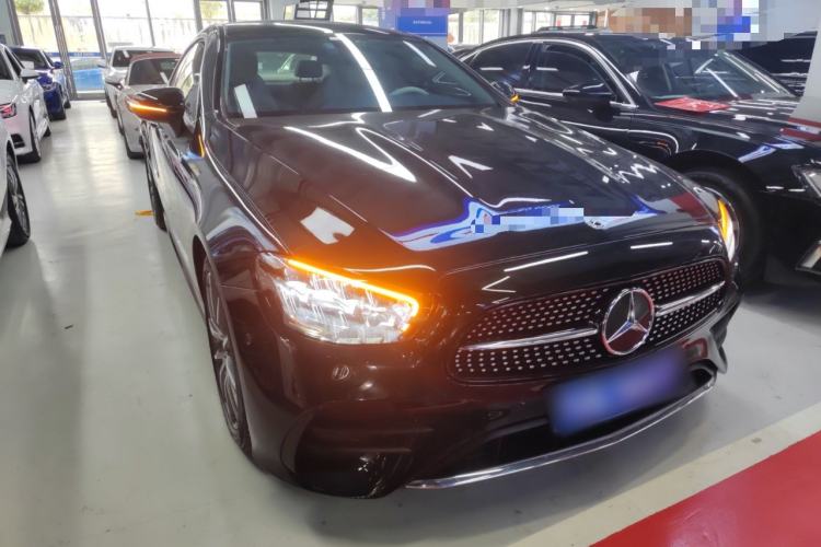 Used Mercedes-Benz E-Class 2023-Year Restyled E 260 Coupe Front Right 45 Deg