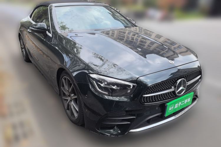 Used Mercedes-Benz E-Class 2023 E 260 Convertible Coupe Front Right 45 Deg