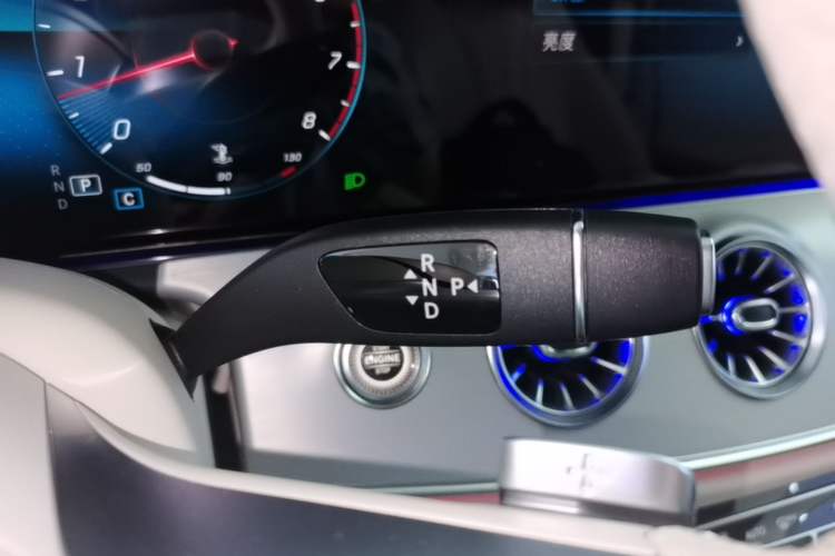 Used Mercedes-Benz E-Class 2023 E 260 Coupe Gear Lever