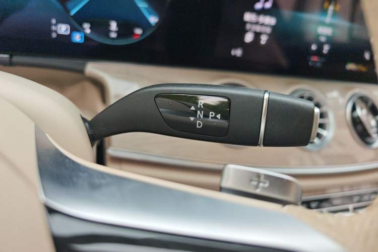 Used Mercedes-Benz E-Class 2023-Year Restyled E 260 Coupe Gear Lever