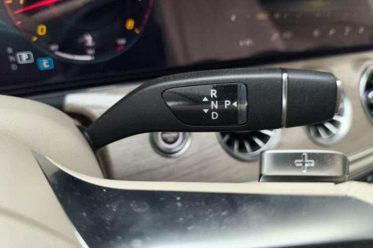 Used Mercedes-Benz E-Class 2023-Year Restyled E 260 Coupe Gear Lever