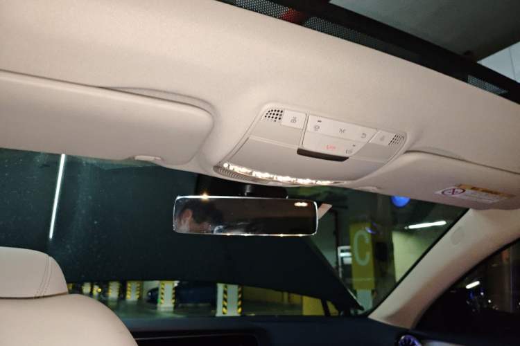 Used Mercedes-Benz E-Class 2023 E 260 Coupe Headliner