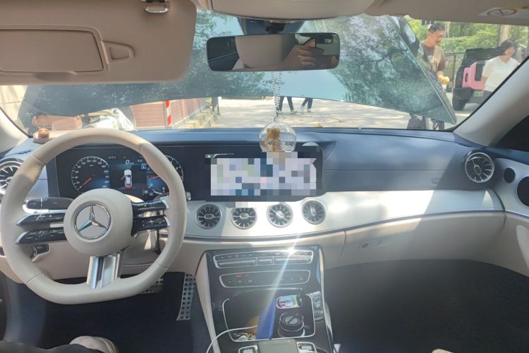 Used Mercedes-Benz E-Class 2023-Year Restyled E 260 Coupe Headliner