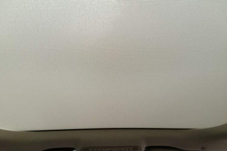 Used Mercedes-Benz E-Class 2023 Updated E 300 L Luxury Edition Headliner