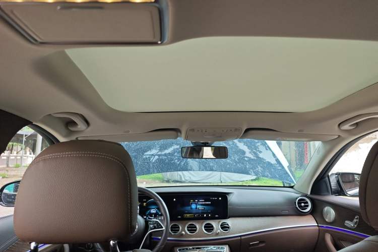 Used Mercedes-Benz E-Class 2023 Facelift E 260 L Headliner