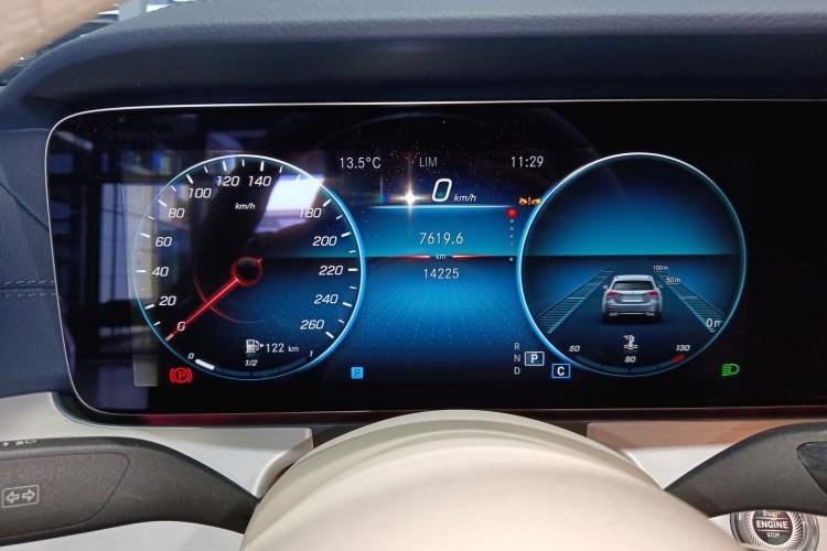 Used Mercedes-Benz E-Class 2023 E 260 Coupe Instrument Cluster