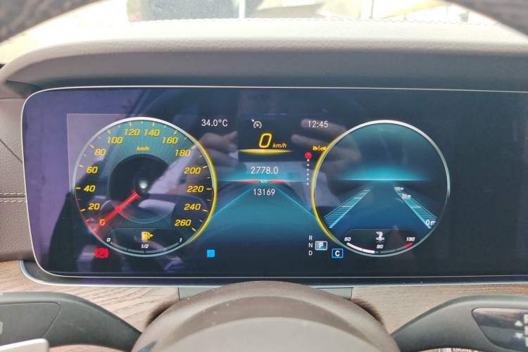 Used Mercedes-Benz E-Class 2023 Facelift E 260 L Instrument Cluster