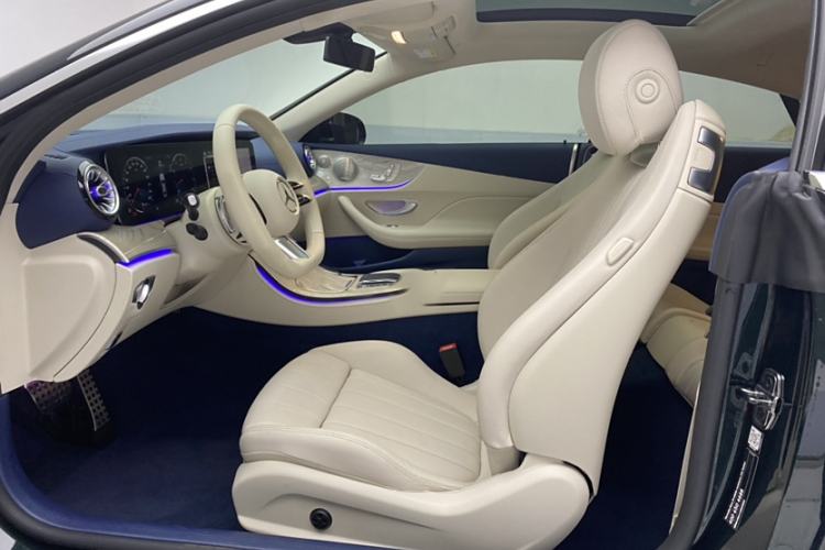 Used Mercedes-Benz E-Class 2023 E 260 4MATIC Coupe Interior 2