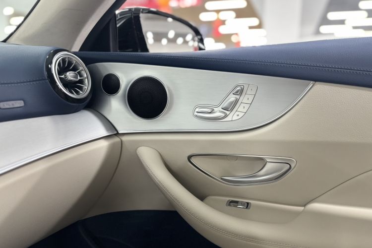 Used Mercedes-Benz E-Class 2023-Year Restyled E 260 Coupe Interior 3