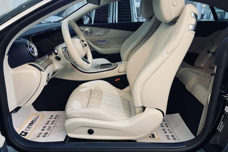 Used Mercedes-Benz E-Class 2023-Year Restyled E 260 Coupe Interior 4