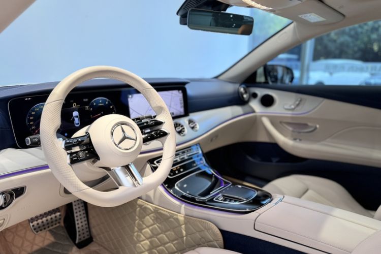 Used Mercedes-Benz E-Class 2023-Year Restyled E 260 Coupe Interior 6