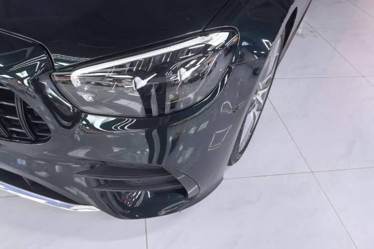 Used Mercedes-Benz E-Class 2023 E 260 Convertible Coupe Left Front Headlight