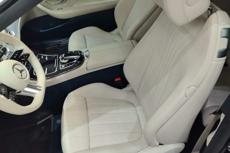 Used Mercedes-Benz E-Class 2023 E 260 Convertible Coupe Left Front Seat