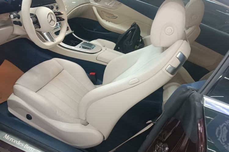 Used Mercedes-Benz E-Class 2023 E 260 Coupe Left Front Seat