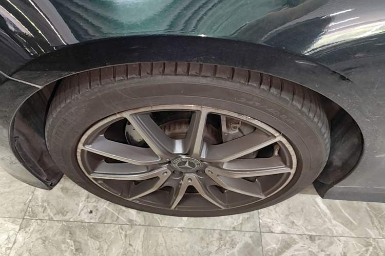 Used Mercedes-Benz E-Class 2023 E 260 Coupe Left Front Wheel Hub