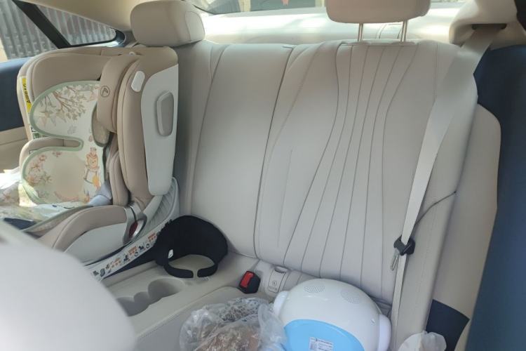 Used Mercedes-Benz E-Class 2023-Year Restyled E 260 Coupe Left Rear Seat
