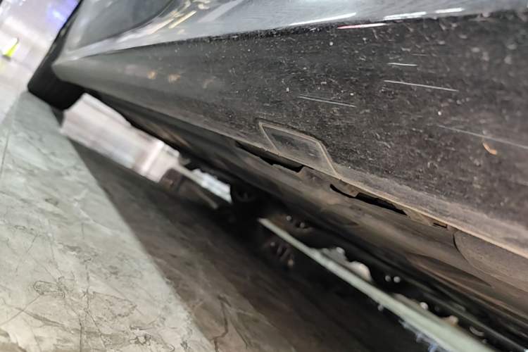 Used Mercedes-Benz E-Class 2023 E 260 Coupe Left Side Sill