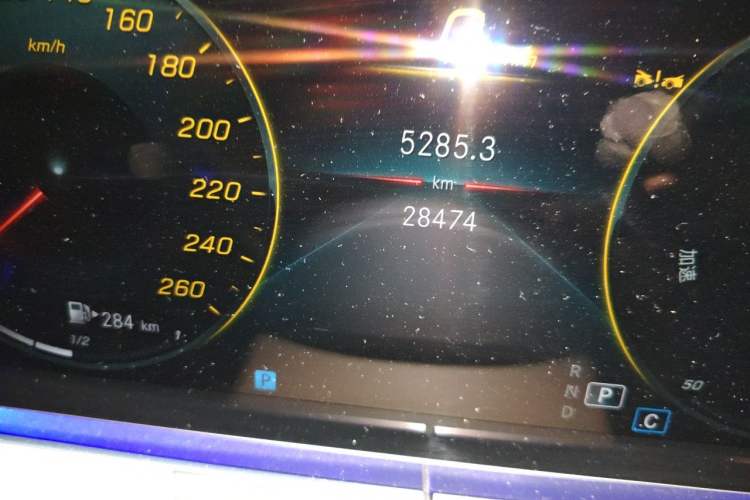 Used Mercedes-Benz E-Class 2023 E 260 Coupe Odometer Close Up