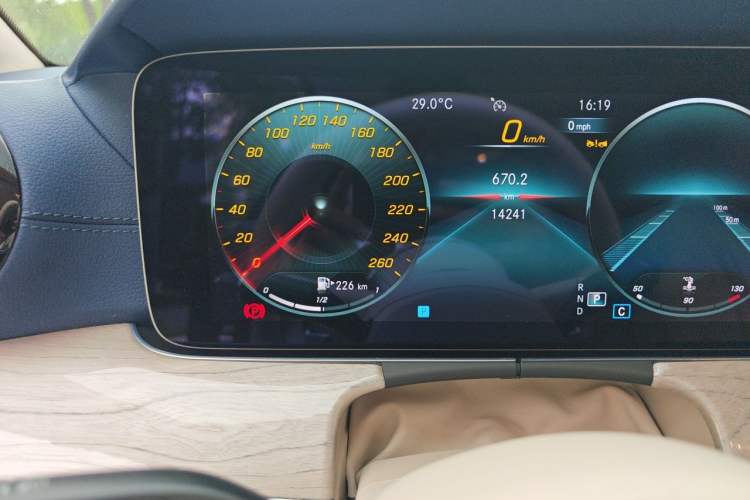 Used Mercedes-Benz E-Class 2023-Year Restyled E 260 Coupe Odometer Close Up