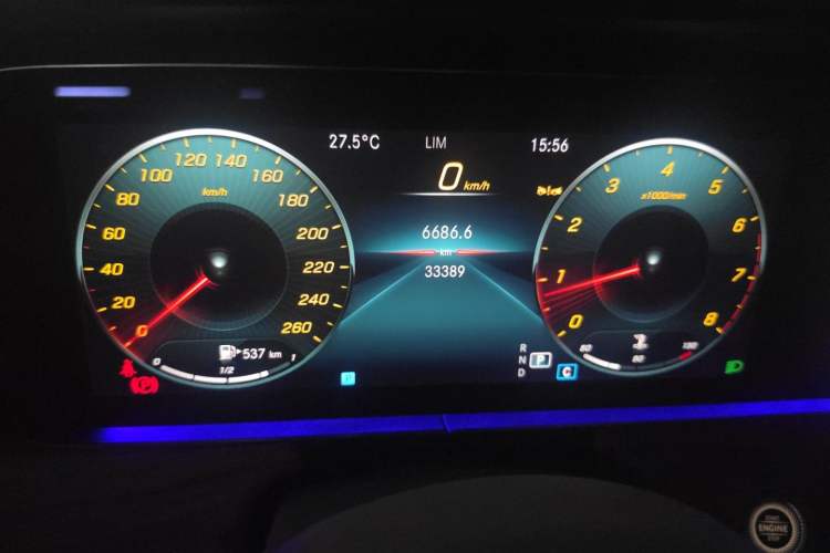 Used Mercedes-Benz E-Class 2023 E 260 Coupe Odometer Close Up