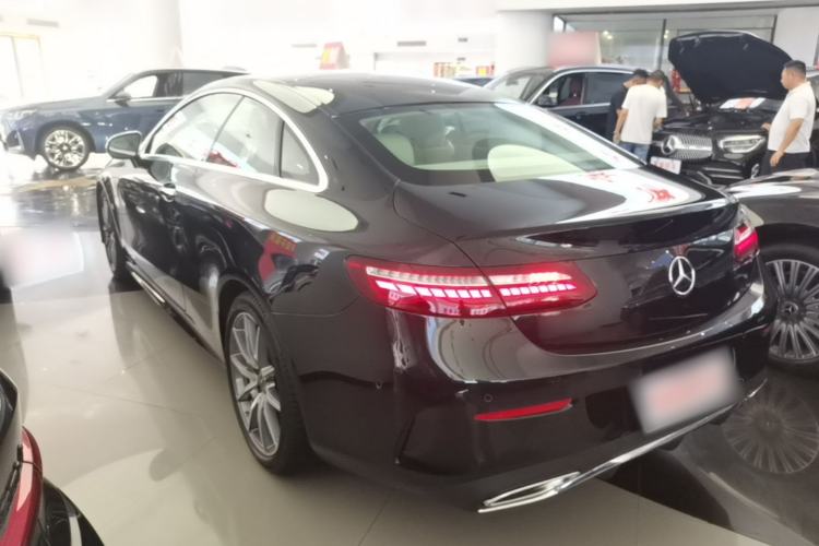 Used Mercedes-Benz E-Class 2023 E 260 Coupe Rear Left 45 Deg