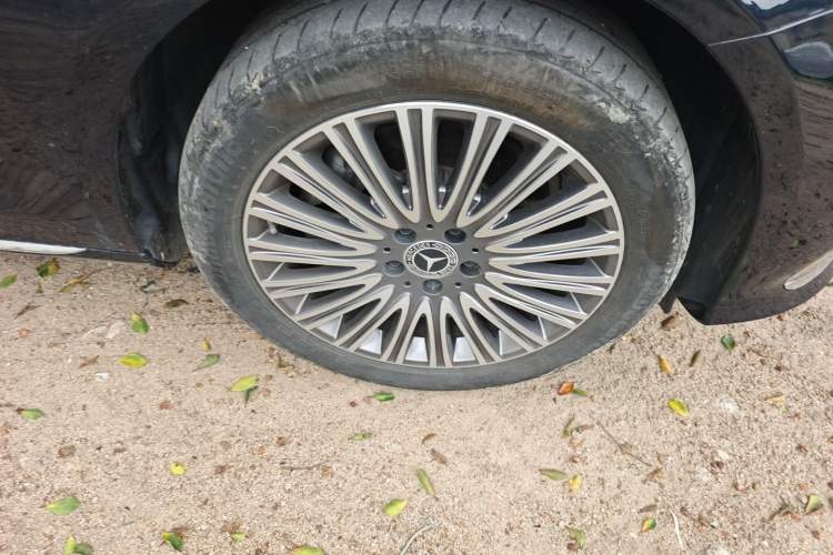Used Mercedes-Benz E-Class 2023 Facelift E 260 L Right Front Wheel Hub