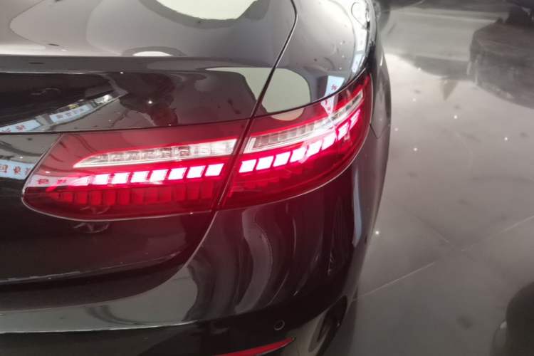 Used Mercedes-Benz E-Class 2023 E 260 Coupe Right Rear Taillight