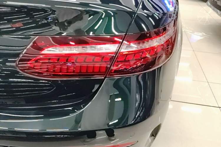 Used Mercedes-Benz E-Class 2023 E 260 Coupe Right Rear Taillight
