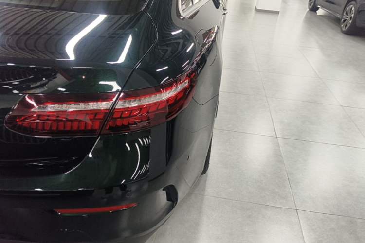 Used Mercedes-Benz E-Class 2023-Year Restyled E 260 Coupe Right Rear Taillight