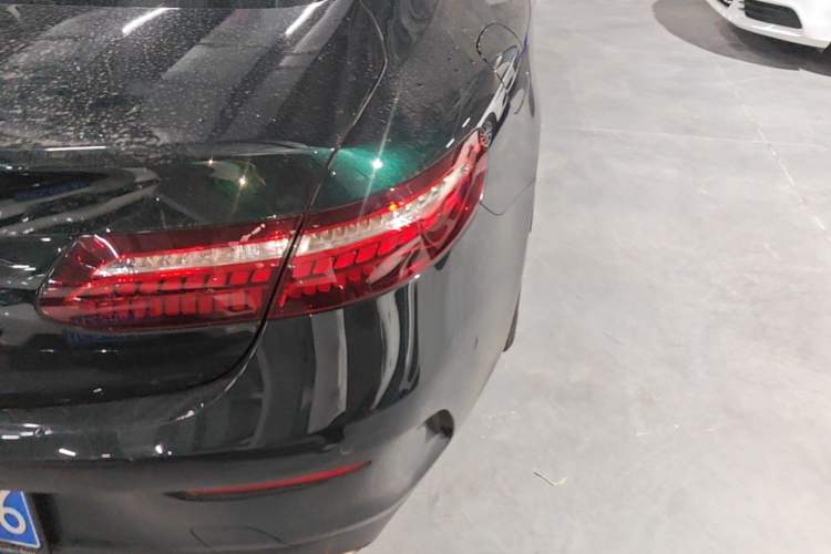 Used Mercedes-Benz E-Class 2023 E 260 Coupe Right Rear Taillight