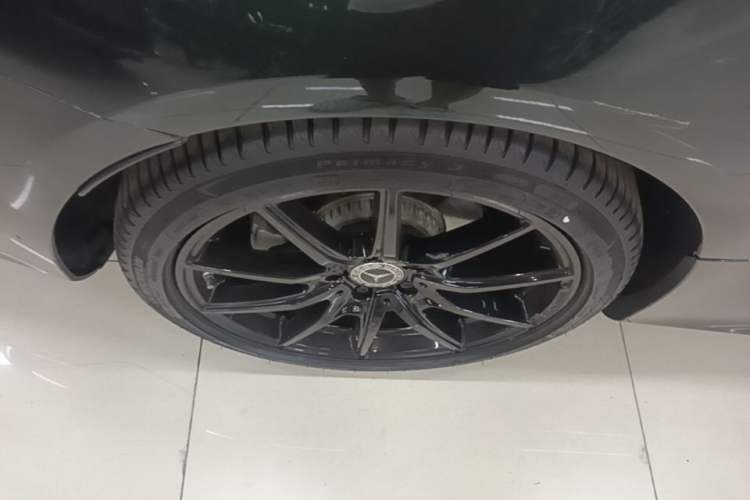 Used Mercedes-Benz E-Class 2023 E 260 Coupe Right Rear Wheel Hub