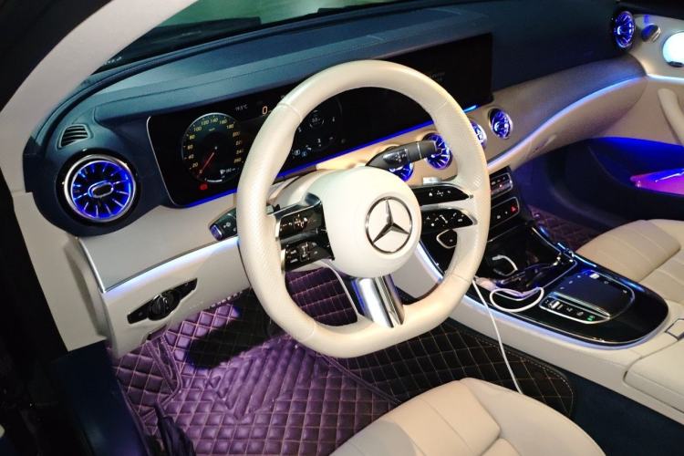 Used Mercedes-Benz E-Class 2023 E 260 Coupe Steering Wheel