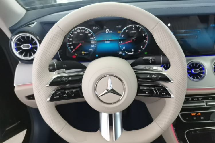 Used Mercedes-Benz E-Class 2023 E 260 Coupe Steering Wheel