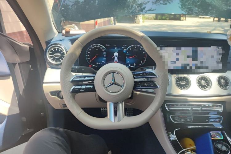 Used Mercedes-Benz E-Class 2023-Year Restyled E 260 Coupe Steering Wheel
