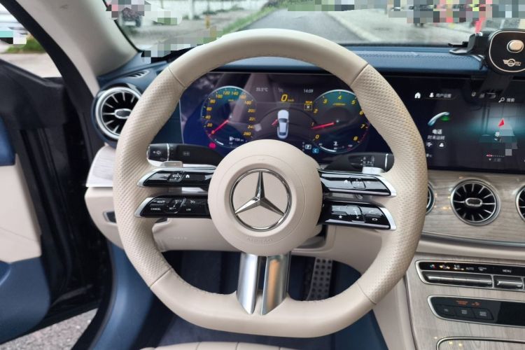 Used Mercedes-Benz E-Class 2023-Year Restyled E 260 Coupe Steering Wheel