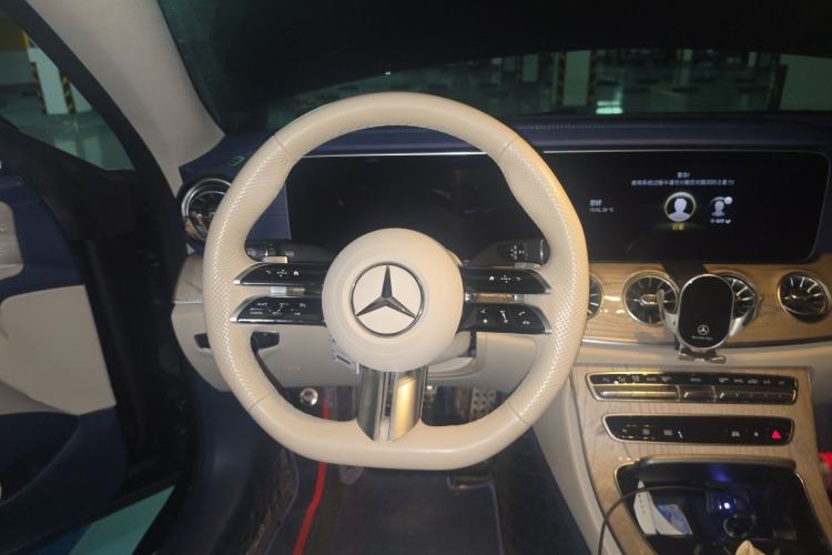 Used Mercedes-Benz E-Class 2023 E 260 Coupe Steering Wheel