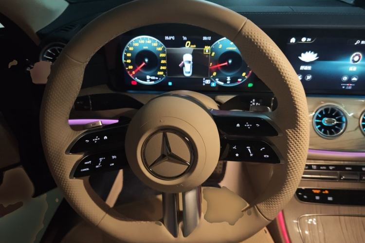 Used Mercedes-Benz E-Class 2023-Year Restyled E 260 Coupe Steering Wheel