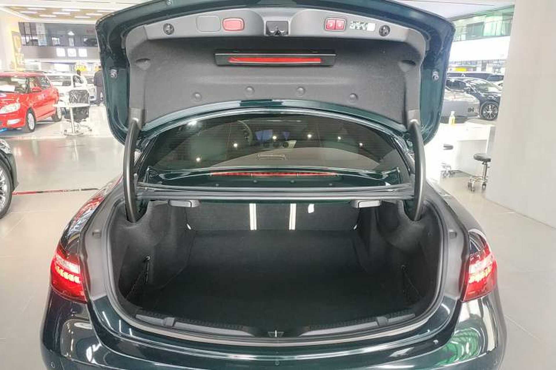 Used Mercedes-Benz E-Class 2023 E 300 Coupe Trunk