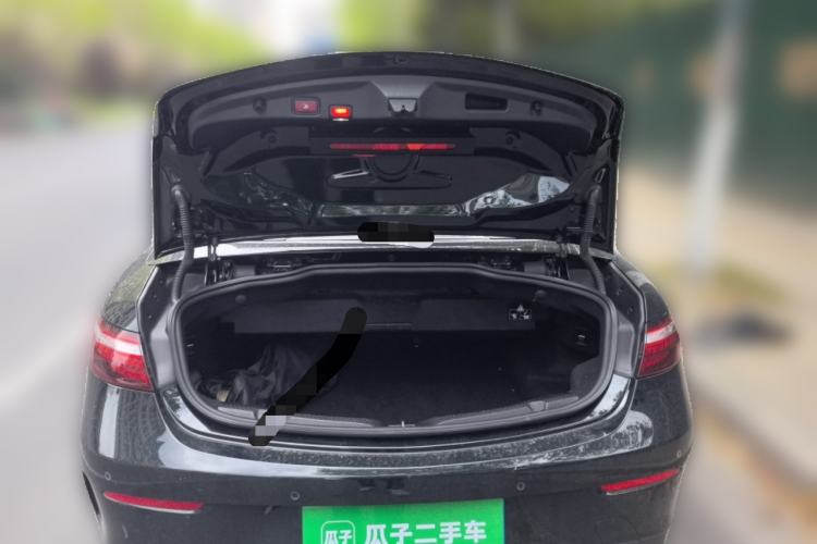 Used Mercedes-Benz E-Class 2023 E 260 Convertible Coupe Trunk
