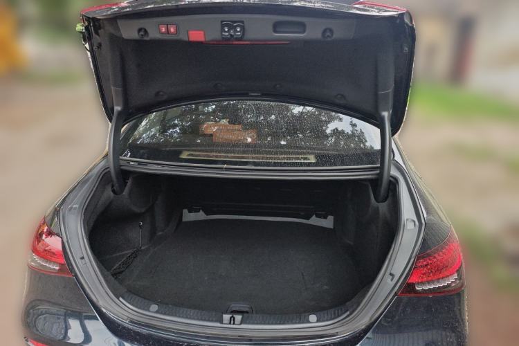 Used Mercedes-Benz E-Class 2023 Facelift E 260 L Trunk