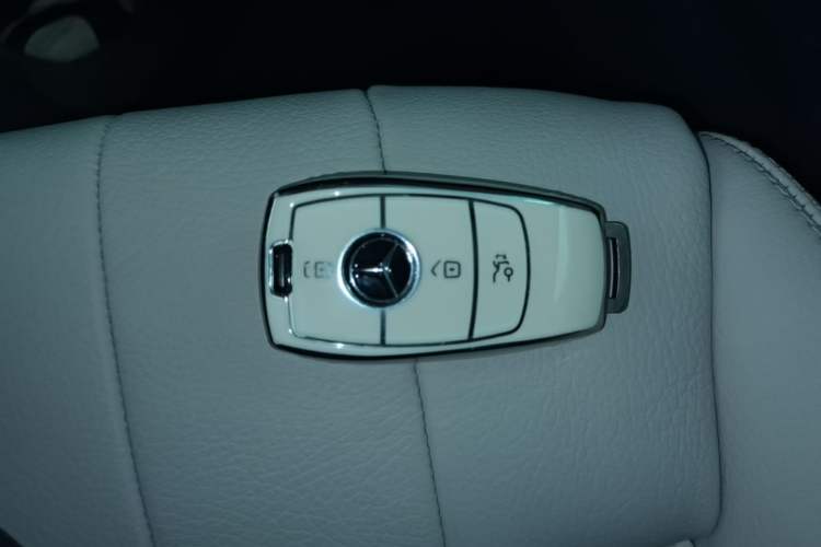 Used Mercedes-Benz E-Class 2023 E 260 Coupe Vehicle Key