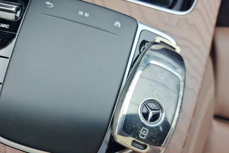 Used Mercedes-Benz E-Class 2023 Facelift E 260 L Vehicle Key