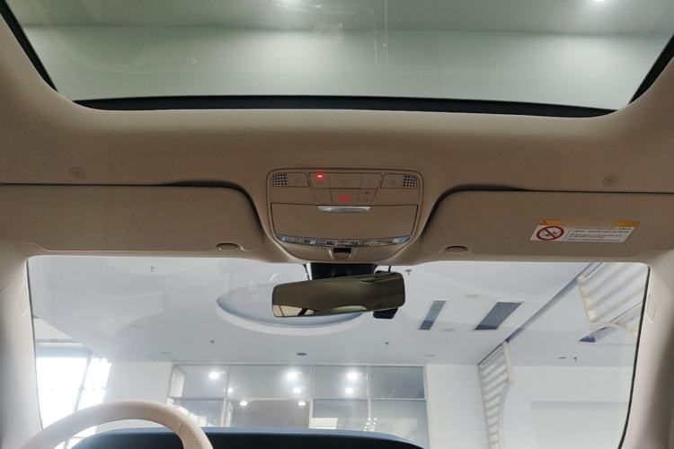 Used Mercedes-Benz E-Class 2023-Year Restyled E 260 Coupe Headliner