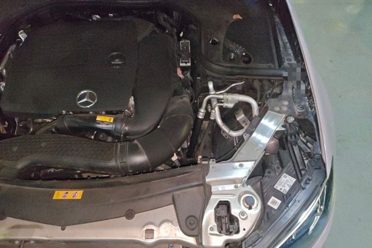 Used Mercedes-Benz E-Class 2023 Updated E 300 L Fashion Edition Engine Bay Left
