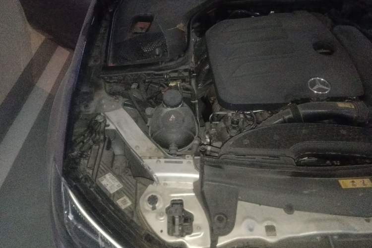 Used Mercedes-Benz E-Class 2023 E 300 L Sport Luxury Edition Engine Bay Right