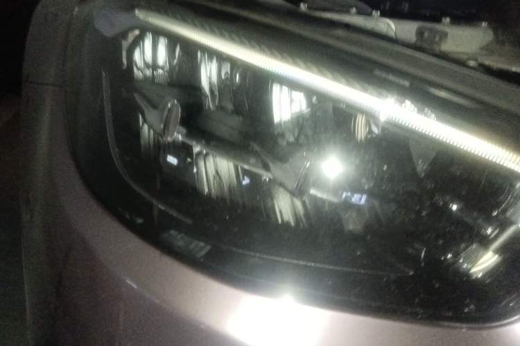 Used Mercedes-Benz E-Class 2023 E 300 L Sport Luxury Edition Right Front Headlight