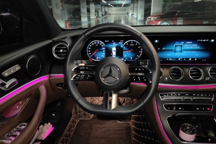 Used Mercedes-Benz E-Class 2023 Restyled E 260 L Sport Edition Steering Wheel