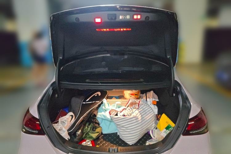 Used Mercedes-Benz E-Class 2023 Updated E 300 L Fashion Edition Trunk