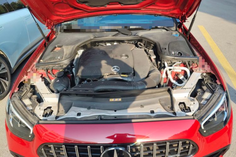 Used Mercedes-Benz E-Class 2023 E 260 Coupe Engine Bay